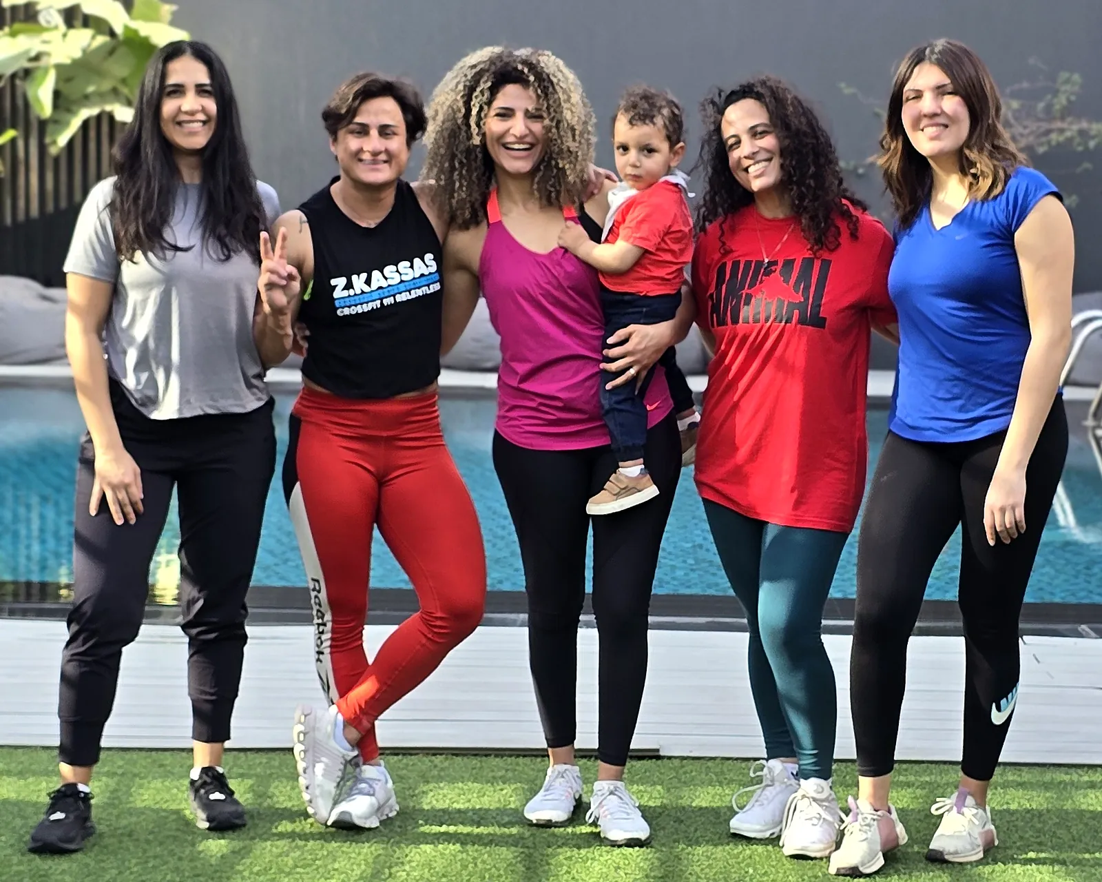 The MOMNTM team